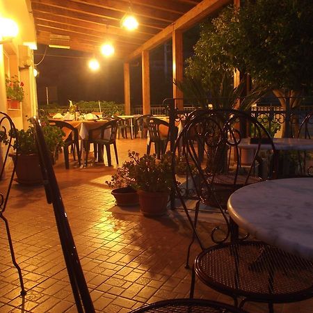 Hotel Ristorante Mosaici Piazza Armerina Exterior foto
