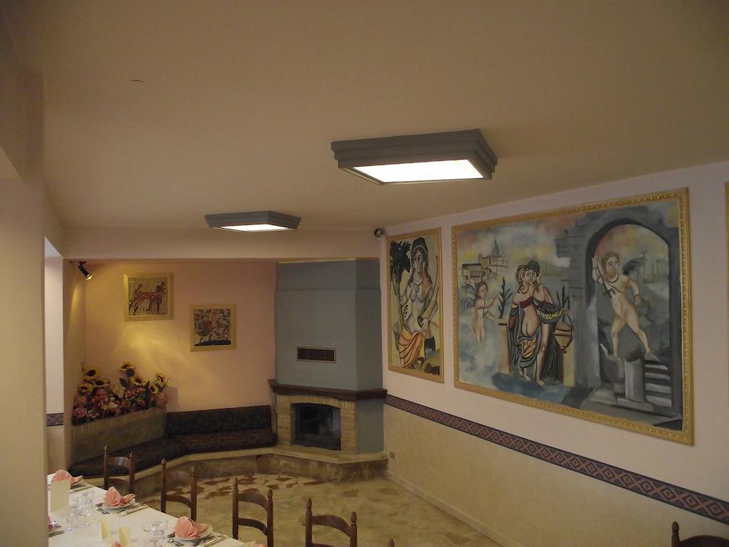 Hotel Ristorante Mosaici Piazza Armerina Exterior foto